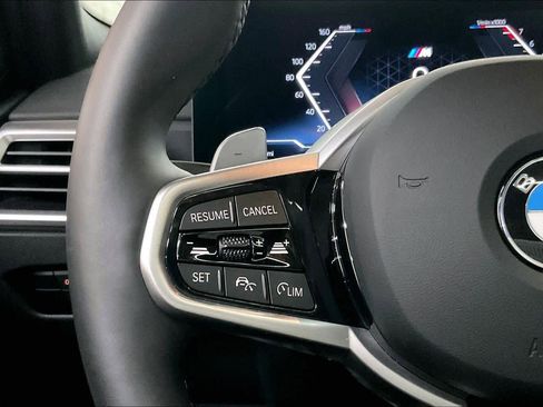 Used 2025 BMW 330i Sedan w/ M Sport Package image 20