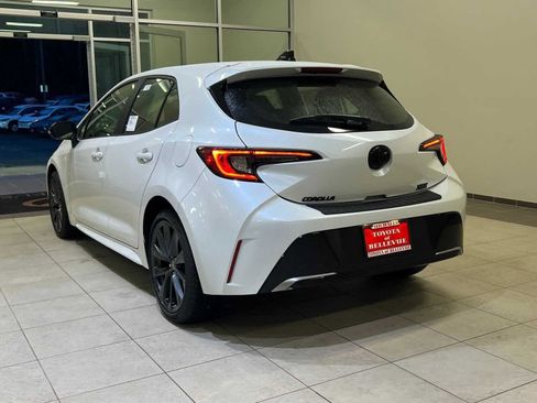 New 2026 Toyota Corolla XSE image 4