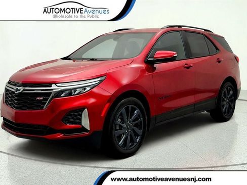 Used 2023 Chevrolet Equinox RS w/ RS Leather Package FWD image 1
