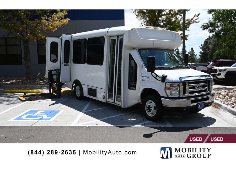 Used 2015 Ford E-350 and Econoline 350 Super Duty RWD image 1