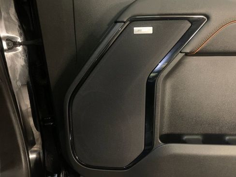 Used 2023 GMC Sierra 1500 AT4 w/ Technology Package image 21