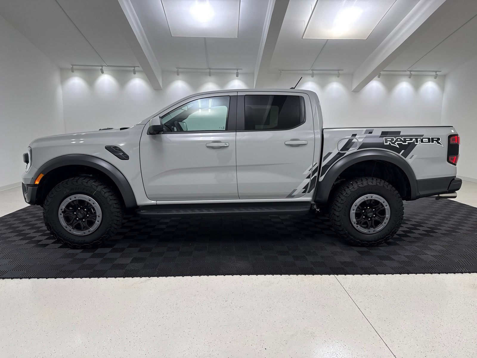 New 2026 Ford Ranger Raptor AWD/4WD image 4