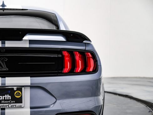 Used 2022 Ford Mustang Shelby GT500 w/ Technology Package image 10