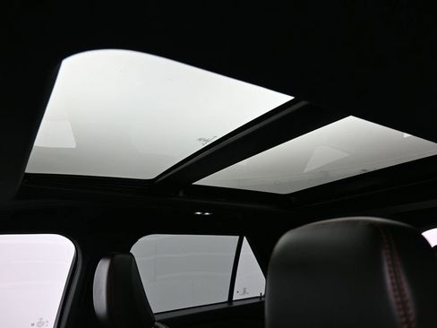 Used 2023 Ford Explorer Timberline image 13