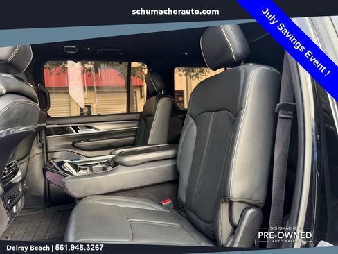 Used 2023 Jeep Grand Wagoneer Series II AWD/4WD image 13