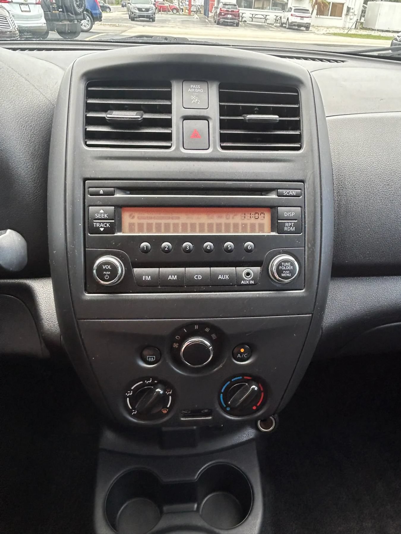 Used 2018 Nissan Versa S FWD image 23