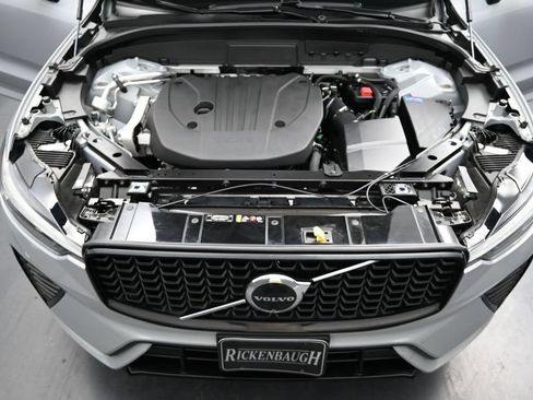 Used 2024 Volvo XC60 B5 Ultimate w/ Protection Package Premier AWD/4WD image 23
