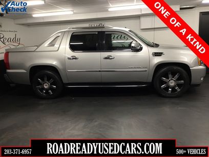 Used 2011 Cadillac Escalade EXT Luxury