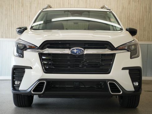 Used 2026 Subaru Ascent Touring AWD/4WD image 3