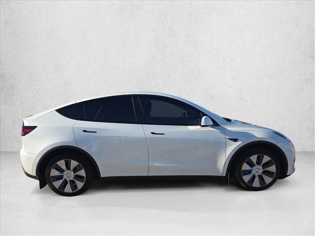 Used 2022 Tesla Model Y Long Range AWD/4WD image 4