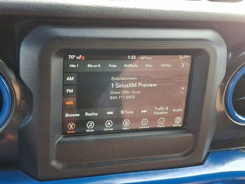 Used 2020 Jeep Wrangler Unlimited Sport image 16