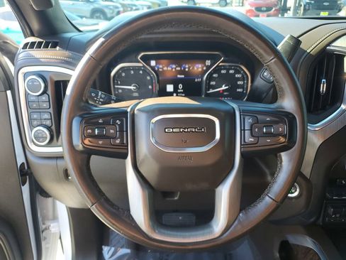 Used 2022 GMC Sierra 2500 Denali w/ Denali Ultimate Package image 31