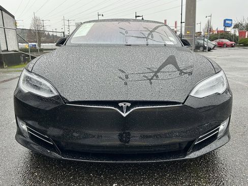 Used 2020 Tesla Model S Long Range Plus image 2