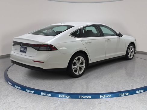 Used 2023 Honda Accord LX image 6