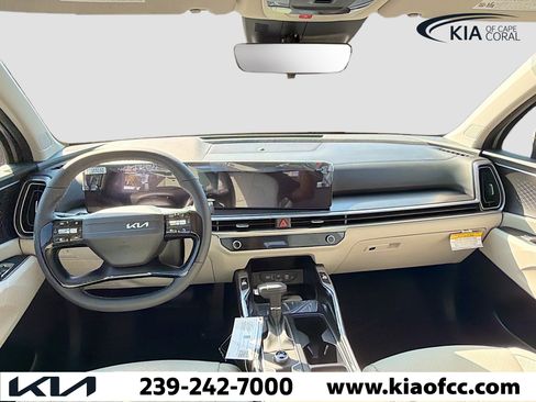 New 2026 Kia Sorento S image 14