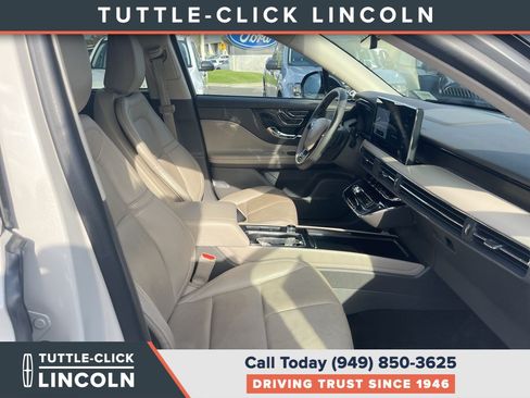 Used 2023 Lincoln Corsair Reserve w/ Equipment Group 201A AWD/4WD image 25