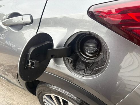 Certified 2023 Nissan Kicks SR image 35