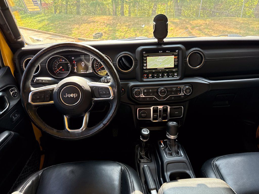 Used 2019 Jeep Wrangler Unlimited Sahara w/ Uconnect 4C Nav & Sound Group AWD/4WD image 23