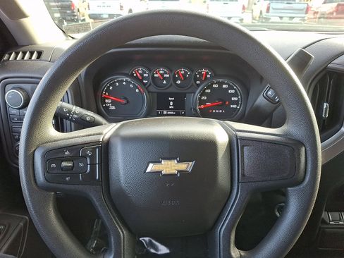 Used 2022 Chevrolet Silverado 1500 Custom image 18