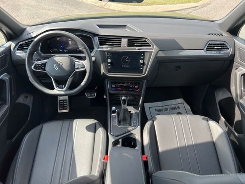 Used 2024 Volkswagen Tiguan SE R-Line image 26