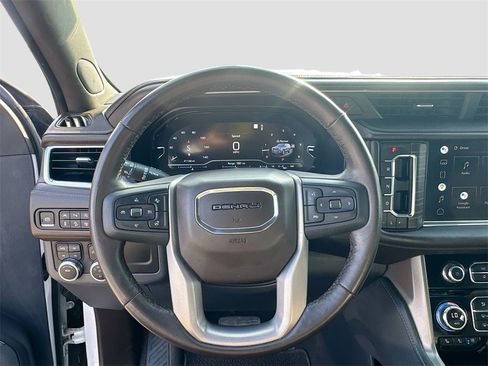 Used 2022 GMC Yukon Denali image 14