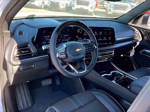 New 2026 Chevrolet Traverse High Country image 6
