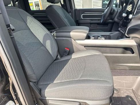 New 2026 RAM 2500 Big Horn AWD/4WD image 27