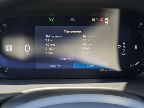 New 2027 Volvo XC60 B5 Plus AWD/4WD image 45