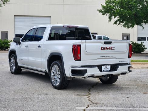 Used 2022 GMC Sierra 1500 Denali w/ Denali Reserve Package AWD/4WD image 4