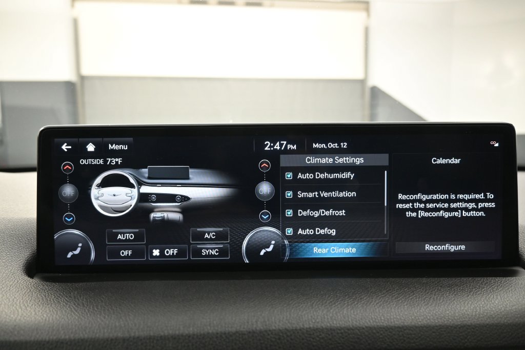Used 2024 Genesis GV70 2.5T w/ Select Package AWD/4WD image 12