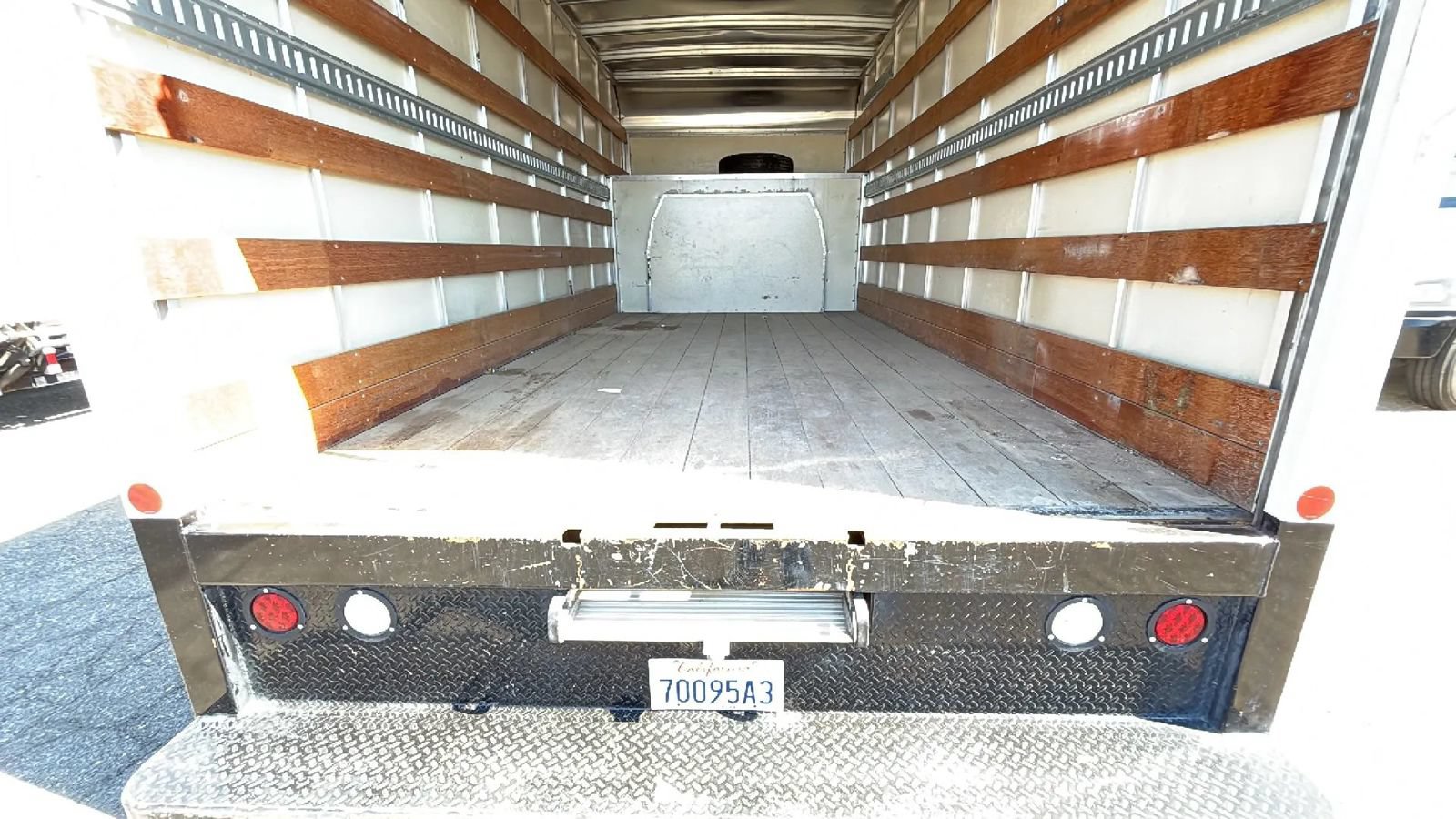 Used 2021 Ford E-350 and Econoline 350 Super Duty RWD image 46