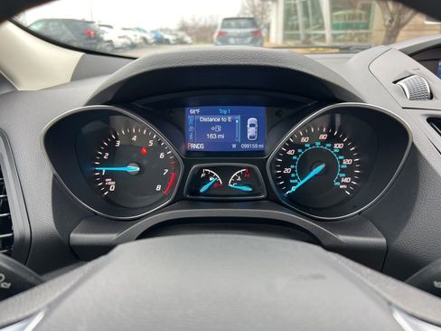Used 2015 Ford Escape SE image 16