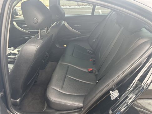 Used 2017 BMW 320i xDrive Sedan image 15