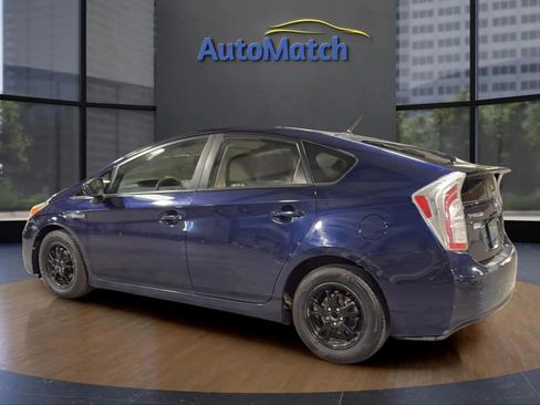 Used 2014 Toyota Prius Four image 7