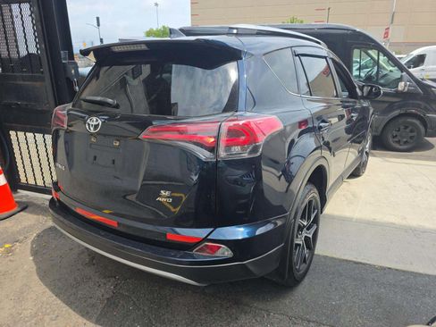 Used 2018 Toyota RAV4 SE w/ Power Extra Value Package AWD/4WD image 2