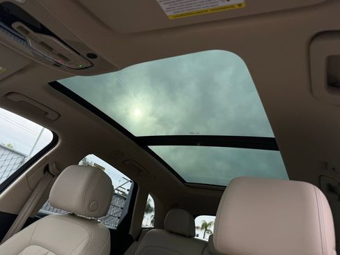 Used 2022 Audi Q5 2.0T Premium image 17