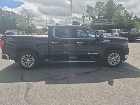 Certified 2022 GMC Sierra 1500 SLT w/ SLT Convenience Package AWD/4WD image 7