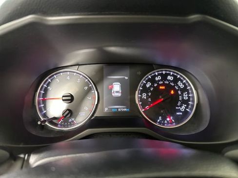 Used 2019 Toyota RAV4 LE w/ All Weather Liner Package image 17