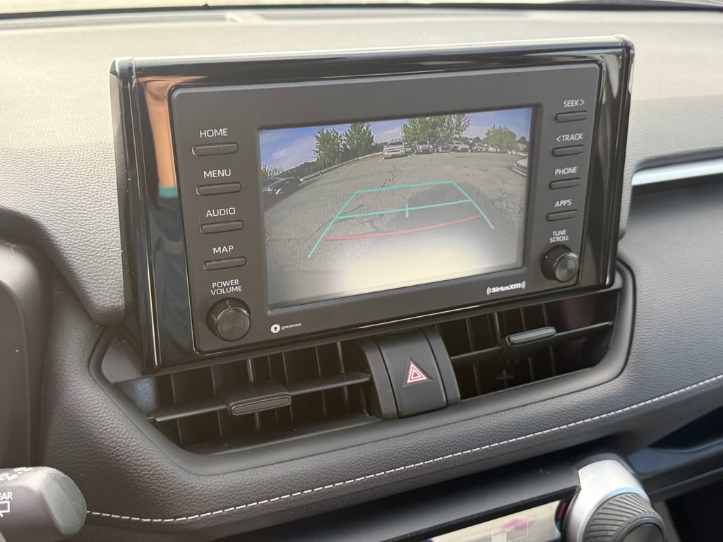 Used 2022 Toyota RAV4 LE AWD/4WD image 29