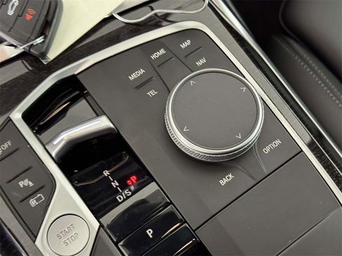 Used 2023 BMW 330e xDrive w/ Premium Package image 29