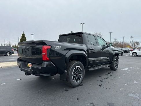 New 2025 Toyota Tacoma TRD Sport image 7