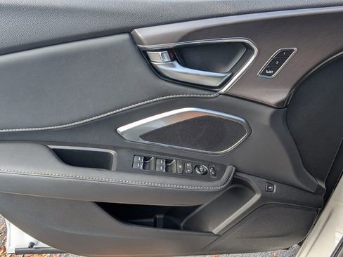 New 2026 Acura RDX SH-AWD image 13