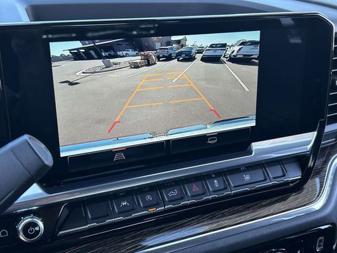 Used 2024 GMC Sierra 1500 Elevation image 15