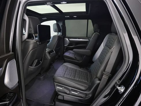 Used 2025 Cadillac Escalade V w/ LPO, Floor Liner Package AWD/4WD image 15
