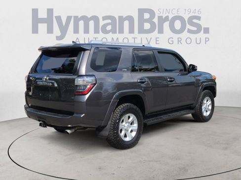 Used 2018 Toyota 4Runner SR5 Premium AWD/4WD image 3