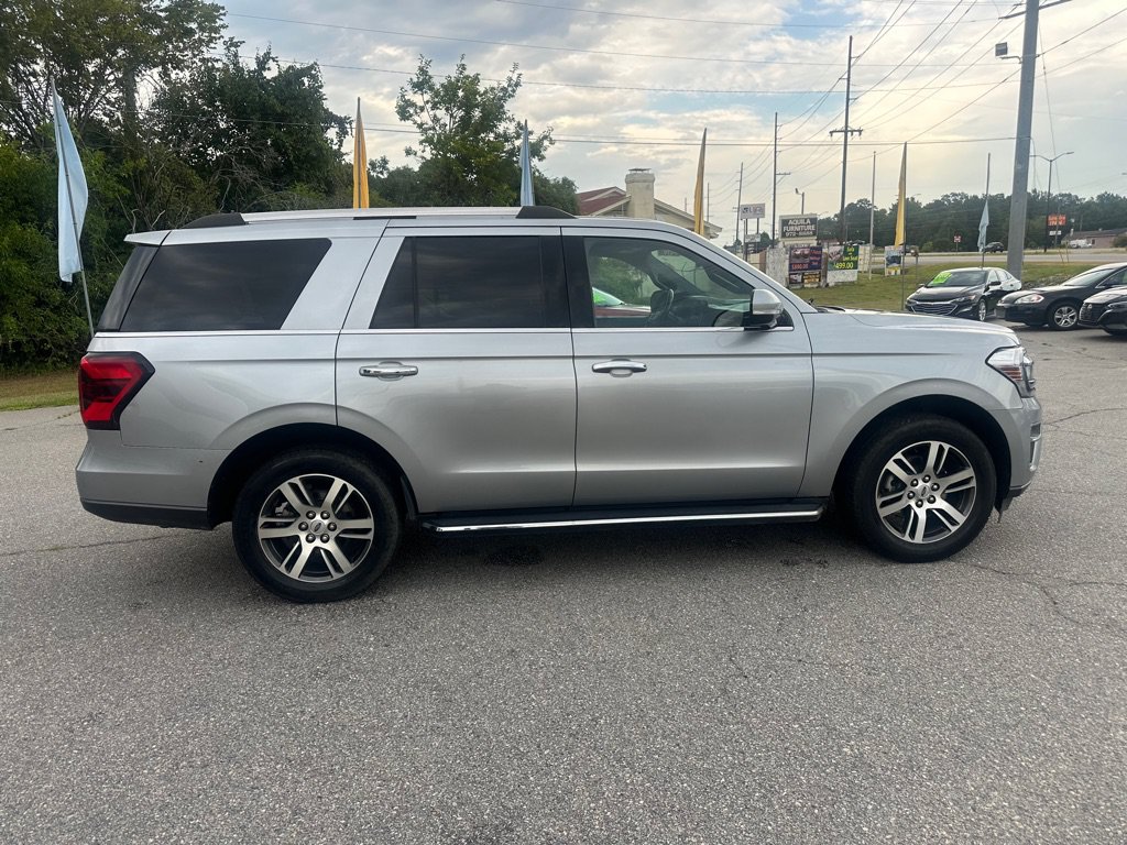 Used 2022 Ford Expedition Limited RWD image 6