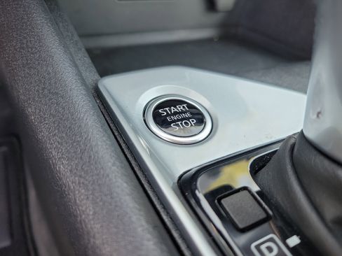 Used 2025 Nissan Altima 2.5 SV image 13