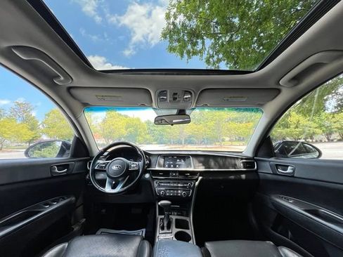Used 2020 Kia Optima SE FWD image 24
