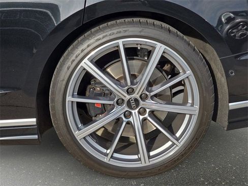 Used 2023 Audi S8 w/ S8 Comfort Plus Package image 37