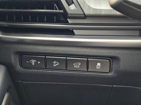 New 2025 Kia Telluride EX w/ EX Captain's Chair Package image 16